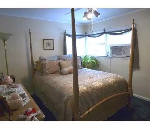 429 E Fifth Ave, Roselle, NJ 07203 photo 7