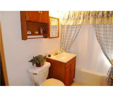 50 Wayne St, Edison, NJ 08817 photo 9