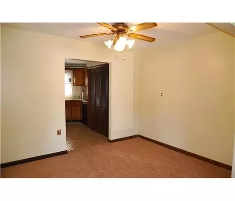 50 Wayne St, Edison, NJ 08817 photo 4