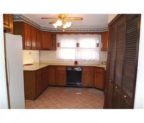 50 Wayne St, Edison, NJ 08817 photo 7