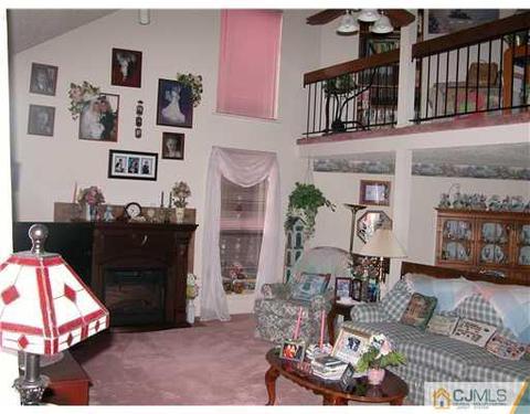 216 Westgate Dr, Edison, NJ 08820 photo 3