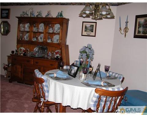 216 Westgate Dr, Edison, NJ 08820 photo 5