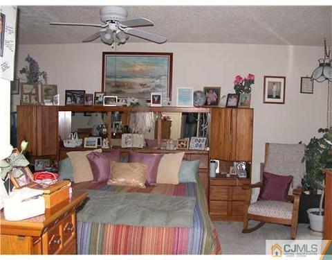 216 Westgate Dr, Edison, NJ 08820 photo 8