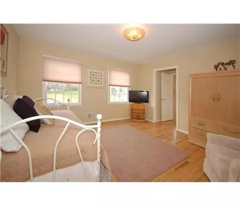 2 Deri Ct, Edison, NJ 08820 photo 15