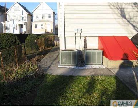 16 E Second St, Port Reading, NJ 07064 photo 11