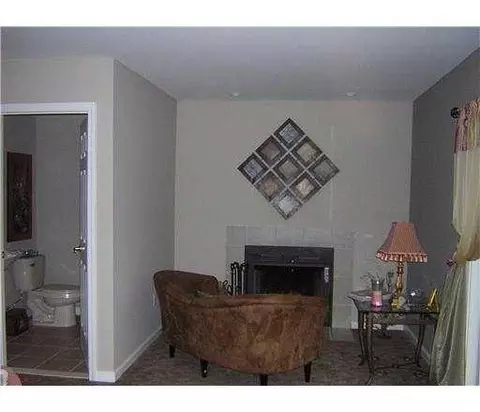 9 Bonham Dr, Edison, NJ 08837 photo 6