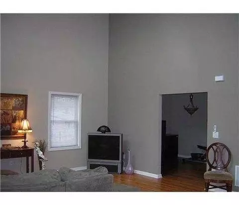 9 Bonham Dr, Edison, NJ 08837 photo 7