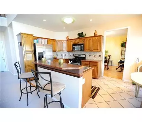 42 Champlain Way, NJ 08823 photo 5