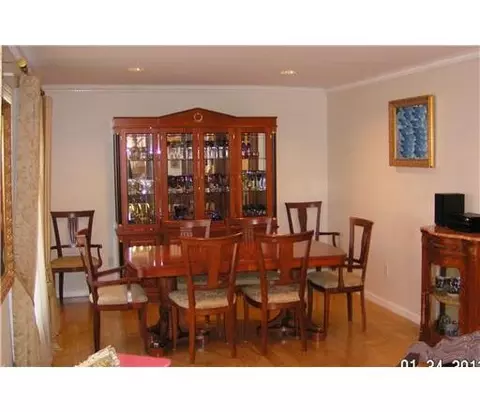 730 Reeder Rd, Paramus, NJ 07652 photo 6