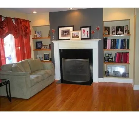 425 Fairview Ave, Middlesex, NJ 08846 photo 4