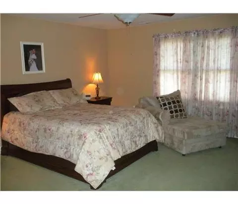 425 Fairview Ave, Middlesex, NJ 08846 photo 11
