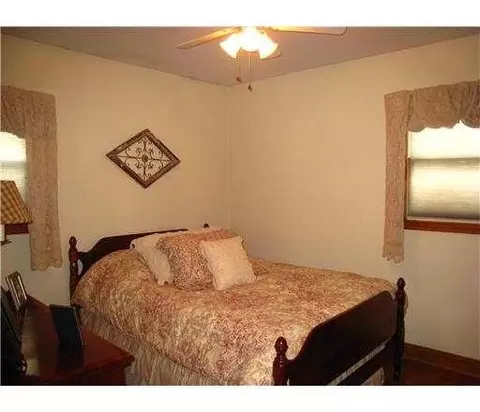 3 Center Pl, Middlesex, NJ 08846 photo 12