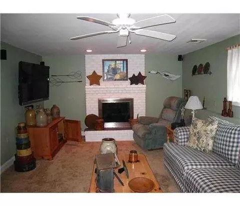 3 Center Pl, Middlesex, NJ 08846 photo 10