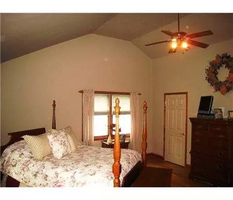 3 Center Pl, Middlesex, NJ 08846 photo 16