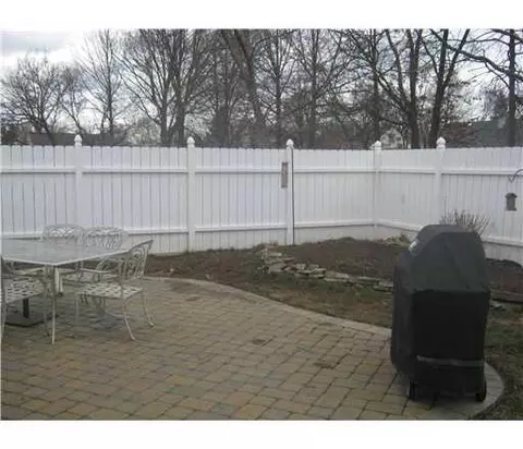 17 Markham Rd, Edison, NJ 08817 photo 11