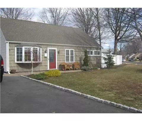 17 Markham Rd, Edison, NJ 08817 photo 1