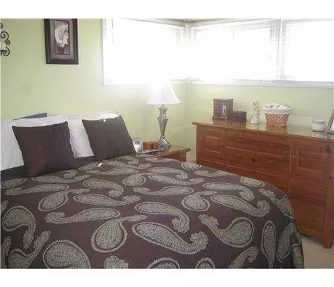 17 Markham Rd, Edison, NJ 08817 photo 7