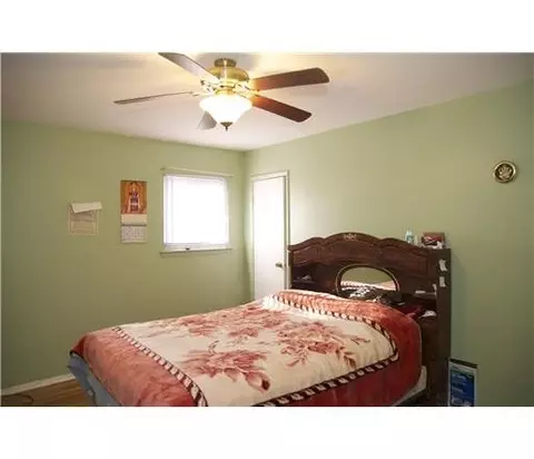 2 Salka Ct, Edison, NJ 08817 photo 18
