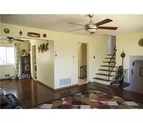 2 Salka Ct, Edison, NJ 08817 photo 14