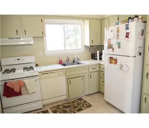 2 Salka Ct, Edison, NJ 08817 photo 9