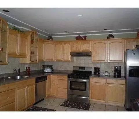 147 Redpine Loop, Old Bridge, NJ 08857 photo 3