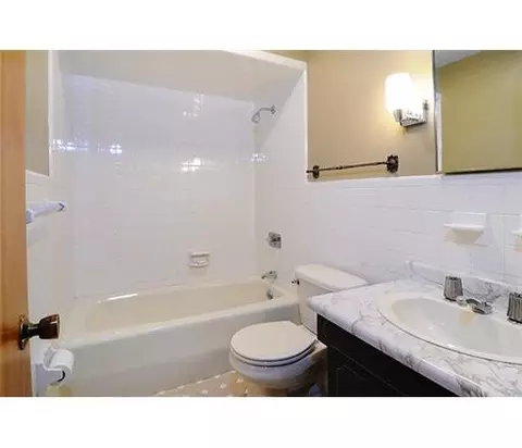 12 Park Pl, Middlesex, NJ 08846 photo 10