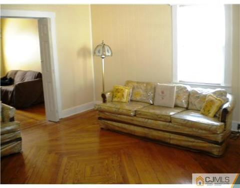 611 Second St, Dunellen, NJ 08812 photo 3