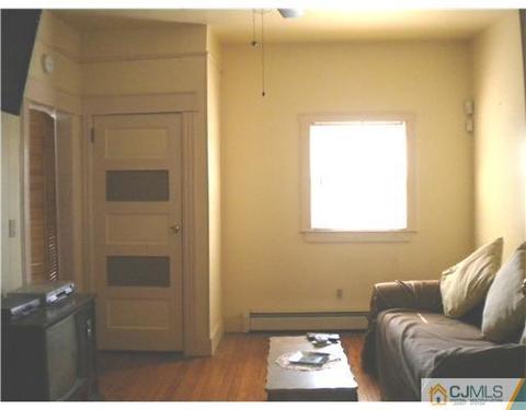 611 Second St, Dunellen, NJ 08812 photo 4