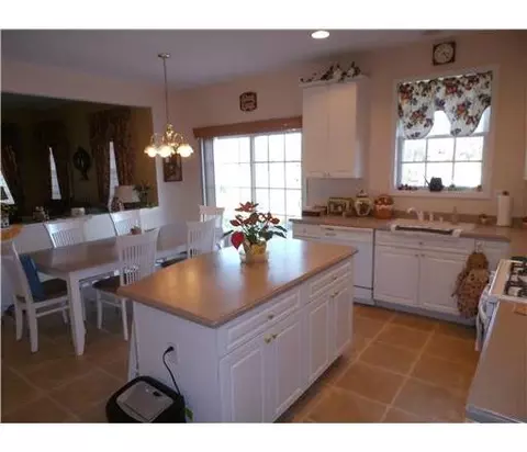 10 Maciorowski Rd, NJ 08859 photo 9