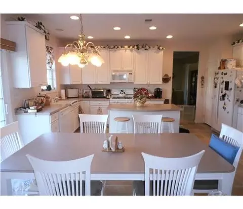 10 Maciorowski Rd, NJ 08859 photo 10
