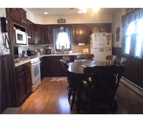 11 Sims Rd, Edison, NJ 08817 photo 4