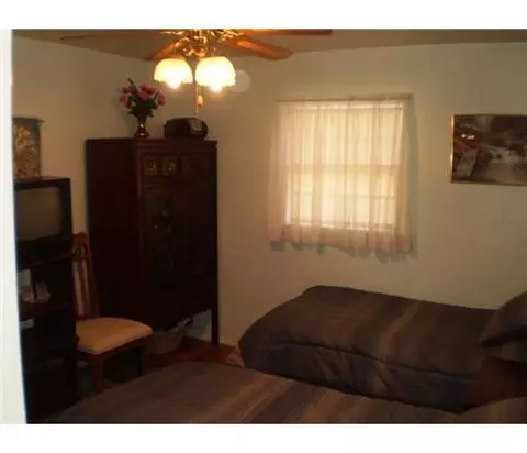 62 Wayne St, Edison, NJ 08817 photo 7