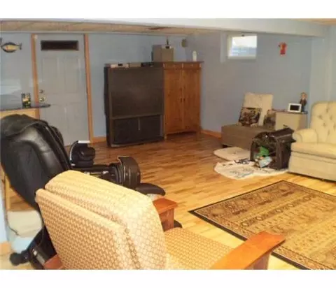 62 Wayne St, Edison, NJ 08817 photo 13