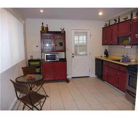 39 Weldon Rd, Edison, NJ 08817 photo 4