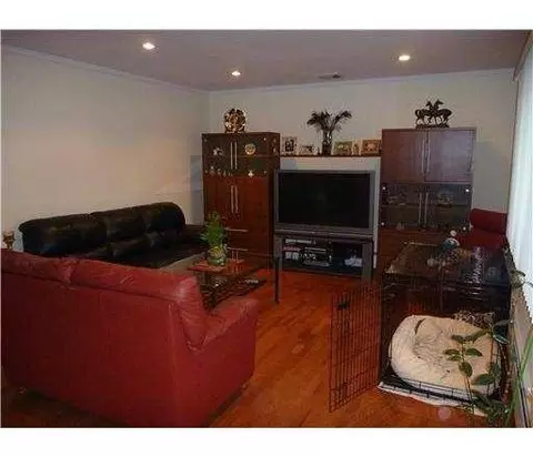 39 Weldon Rd, Edison, NJ 08817 photo 2