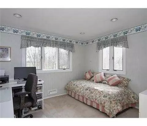 14 Golf Rd, Edison, NJ 08820 photo 12