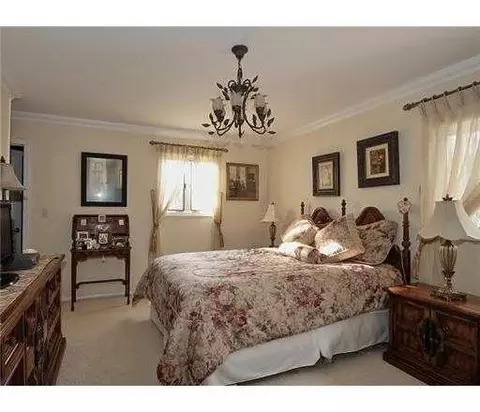 14 Golf Rd, Edison, NJ 08820 photo 13