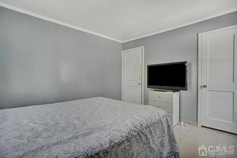 415 Giles Ave, Middlesex, NJ 08846 photo 12