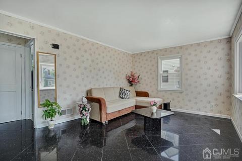 415 Giles Ave, Middlesex, NJ 08846 photo 5