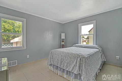415 Giles Ave, Middlesex, NJ 08846 photo 11