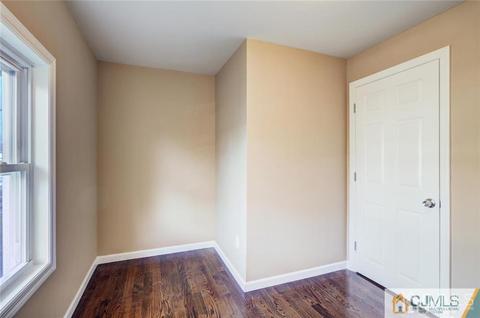 128 Chestnut St, Middlesex, NJ 08846 photo 15