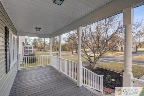 128 Chestnut St, Middlesex, NJ 08846 photo 3