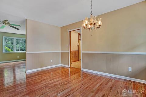 46 Glen Gary Dr, Middlesex, NJ 08846 photo 5