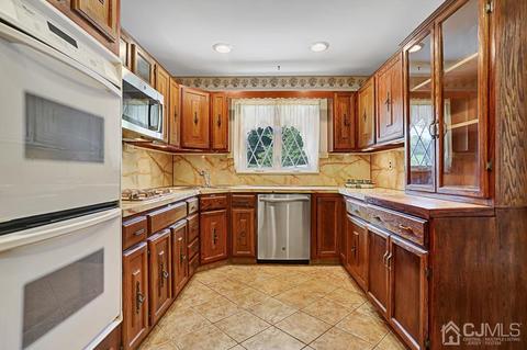 46 Glen Gary Dr, Middlesex, NJ 08846 photo 7