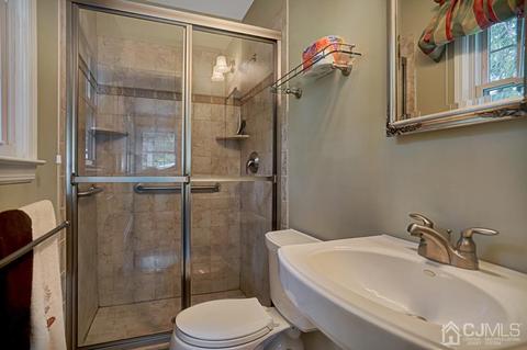 46 Glen Gary Dr, Middlesex, NJ 08846 photo 10