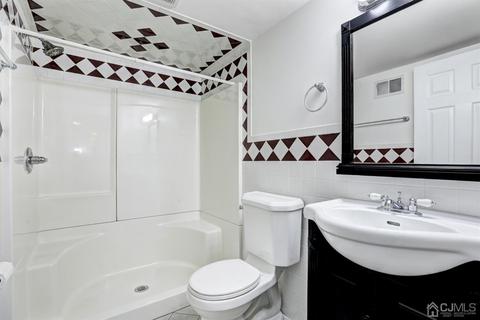 46 Delaware Ave, Middlesex, NJ 08846 photo 16