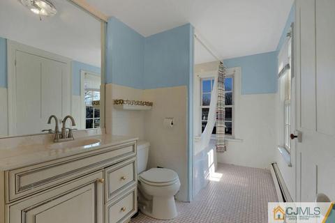 30 Old Post Rd, Edison, NJ 08817 photo 17