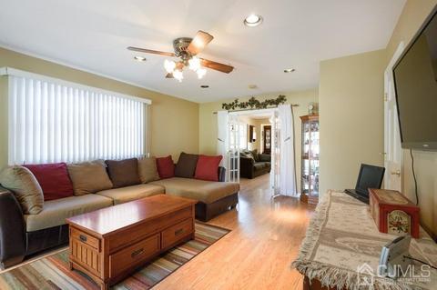 46 Weldon Rd, Edison, NJ 08817 photo 8