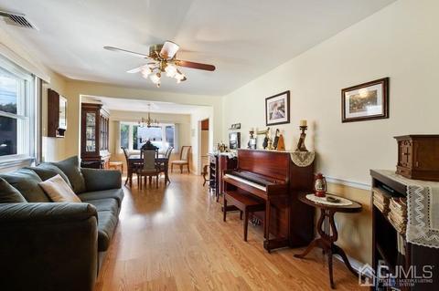 46 Weldon Rd, Edison, NJ 08817 photo 10