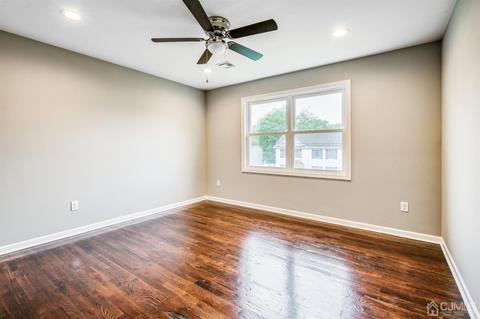 9 Markham Rd, Edison, NJ 08817 photo 21
